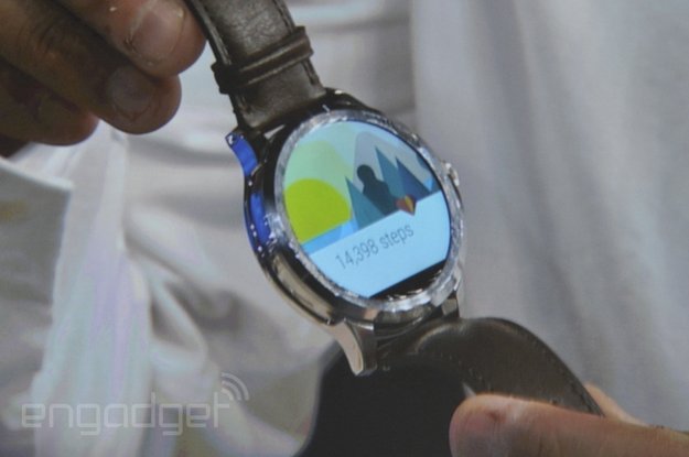 Fossil & Intel: Android Wear-Smartwatch mit rundem Display und weitere Wearables angekündigt