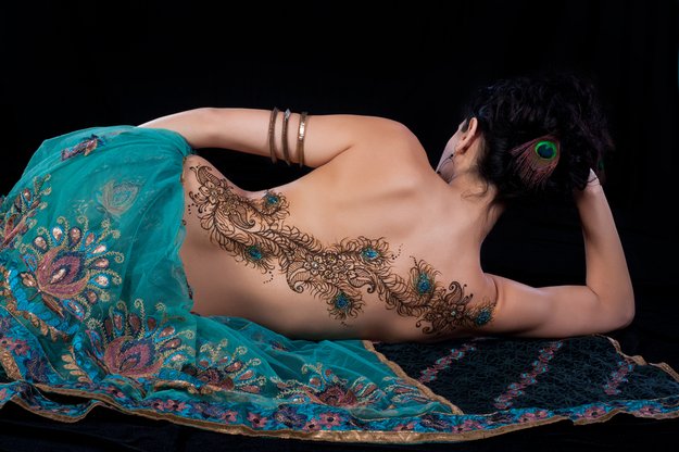 Tattoo Feder: Zur Bedeutung eines uralten Symbols in vielen Kulturen