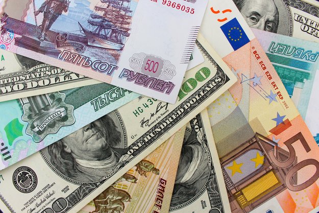 Geld abheben im Ausland: So gehts kostenlos - ohne Verluste oder Risiko