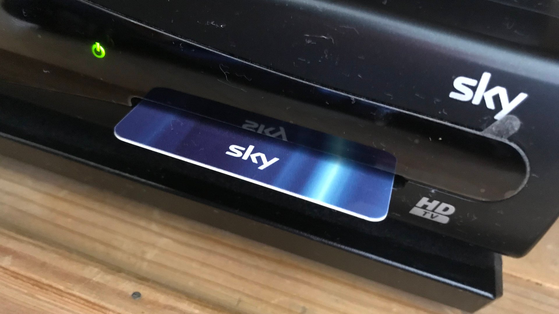 Deine Smartcard Muss Deinem Sky Gerät Zugeordnet Sein Sky: Freischaltung der Smartcard geht nicht – was tun?
