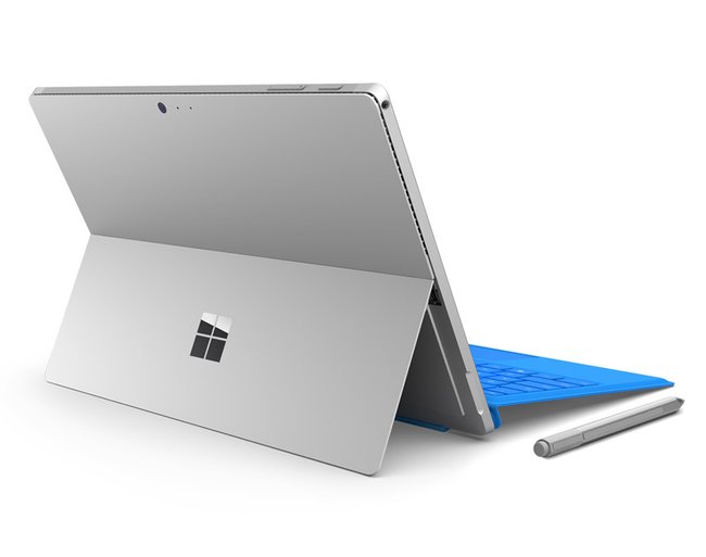 Das Surface Pro 4 ist ein Highend-Laptop, der sich auch als Tablet bedienen lässt.