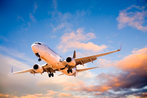 E-Zigarette ins Flugzeug mitnehmen - darf man das?