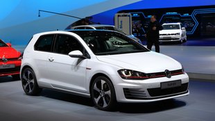 VW-Abgas-Skandal aktuell: Modelle und Autos online prüfen - auch Benziner betroffen