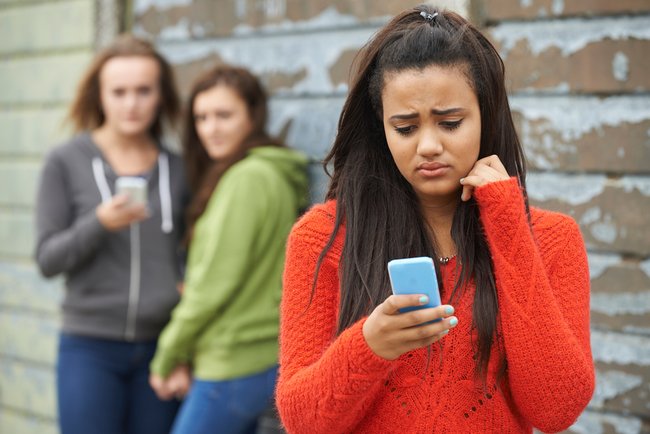Mobbing opfer in der schule harte konsequenzen des sexting