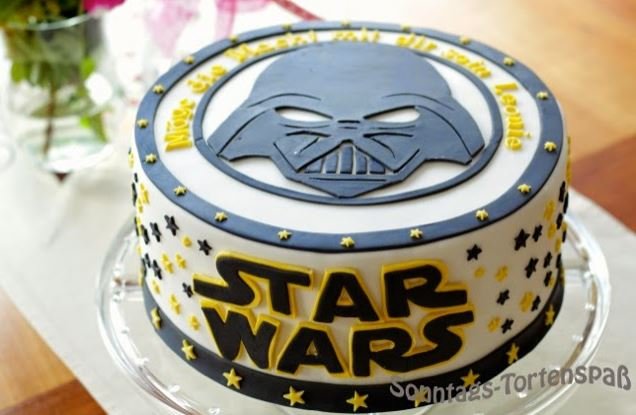 Star Wars Darth Vader Kuchen