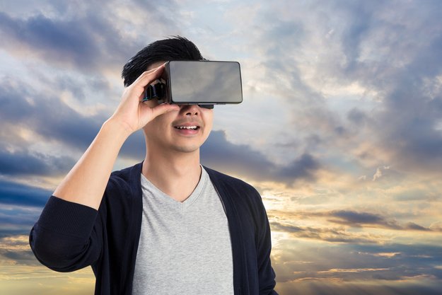 Virtual Girlfriend: Die besten Apps, Bots & Spiele