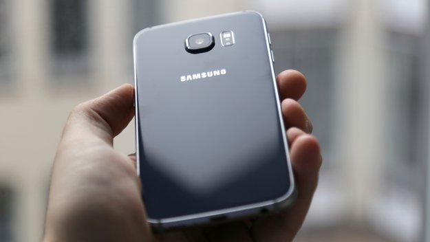 Galaxy S6: Samsung spendiert Smartphone neues Update