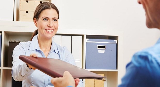 Handyvertrag kündigen: Darauf müsst ihr achten