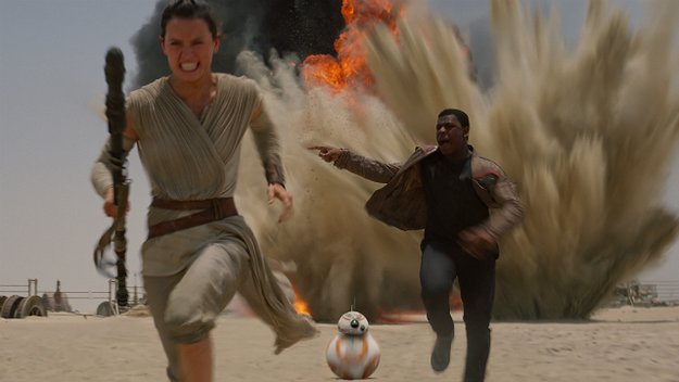 Kinocharts: Star Wars 7 schreibt Kinogeschichte