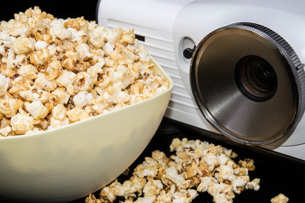Beamer-Test – Wer braucht schon einen Fernseher?