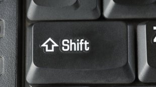 Shift- und Umschalt-Taste: Hier findet ihr sie auf der Tastatur