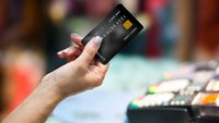 Kreditkarte sperren: VISA, MasterCard und Co. per App und Hotline