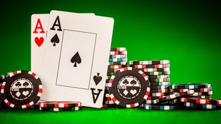 Poker Regeln: Farbe, Poker-Hands und Varianten