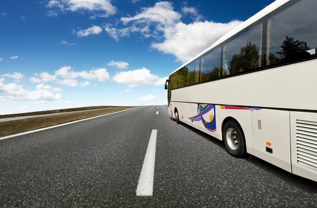 Fernbus Verspätung: Diese Rechte könnt ihr geltend machen