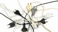 Kabel verstecken: DIY-Tipps für das Wohn- und Arbeitszimmer