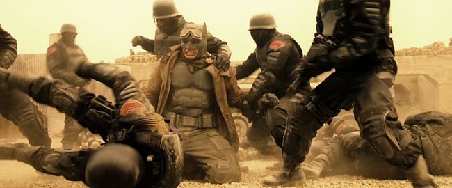 batman-in-the-desert-theory-in-batman-vs-superman-dawn-of-justice-579726