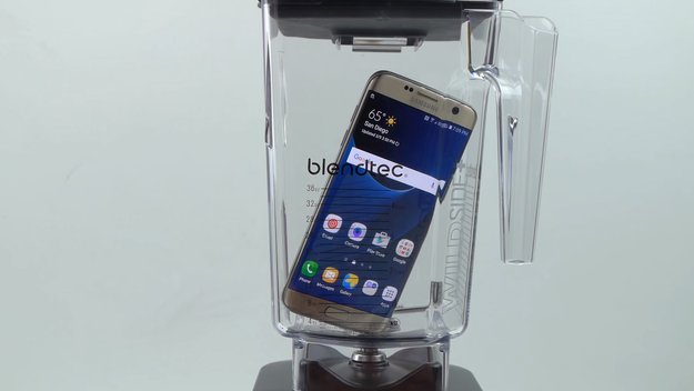 Autsch! Samsung Galaxy S7 edge landet im Mixer