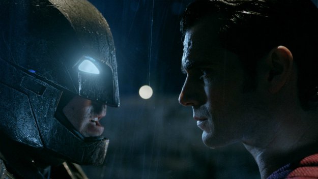 Kinocharts: So lief die zweite Woche für Batman V Superman