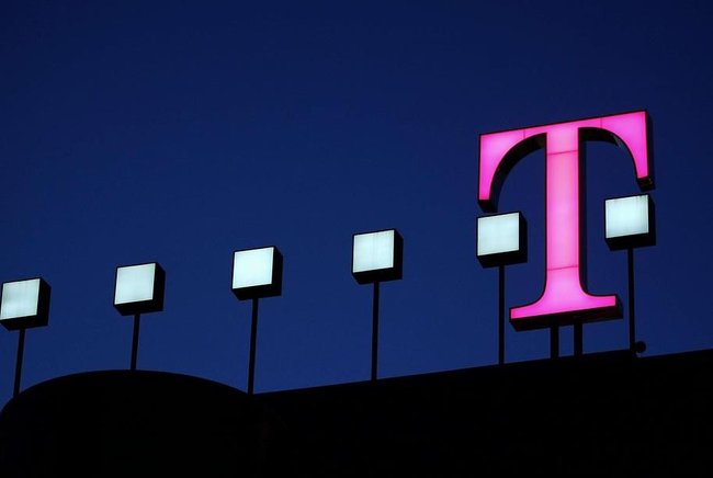 Telekom Banner Large