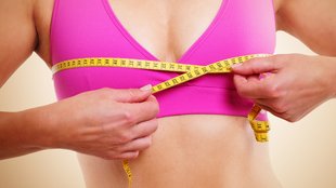 Brustumfang messen: So ermittelt ihr eure Maße