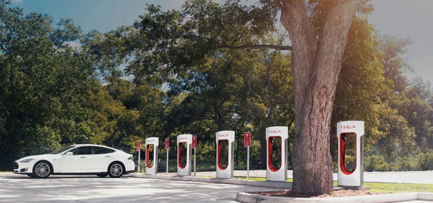 iCar-Infrastruktur: Apple sucht Spezialisten für Elektrotankstellen