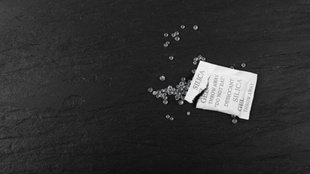 Silica Gel kaufen: Wofür sind die Beutel? Wo kann man sie kaufen? Sind sie giftig?