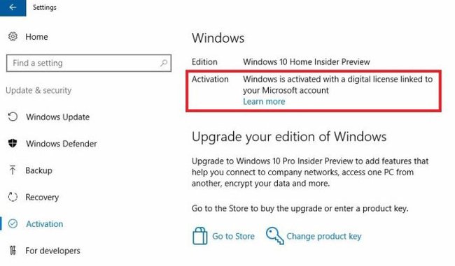 Windows 10 zeigt an, dass Aktivierung und Microsoft-Konto verbunden sind.