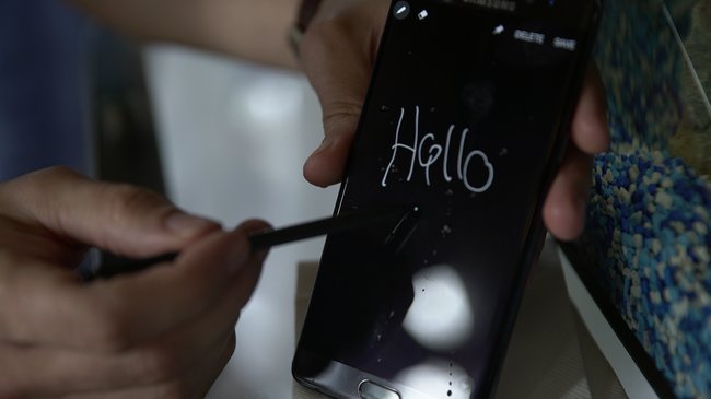 Samsung-Galaxy-Note-7-Foto-Display-nass-Stylus