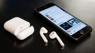 Genialer Hack: So bleiben die Apple AirPods im Ohr