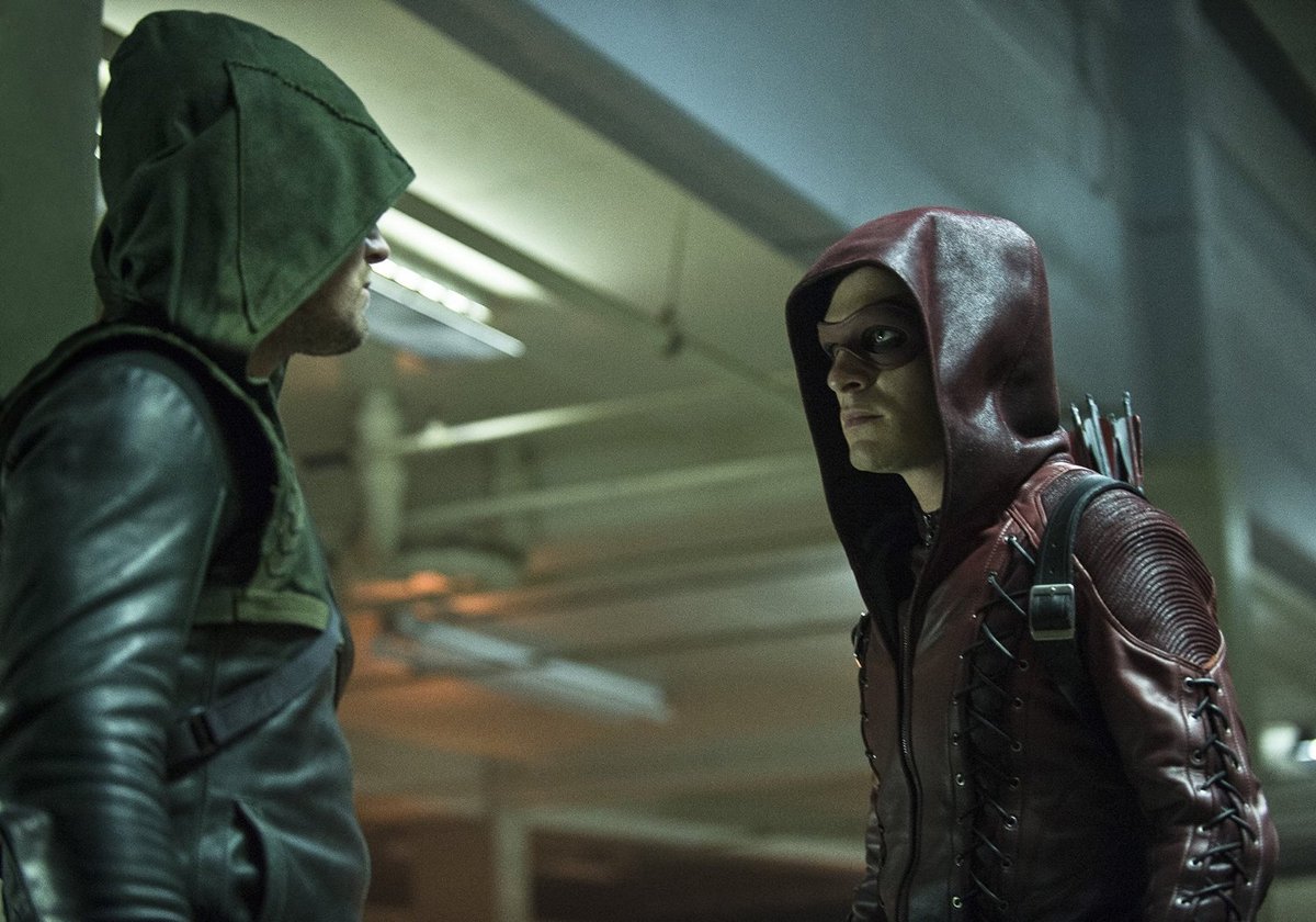 Arrow Staffel 6 Besetzung Arrow Staffel 6 Besetzung