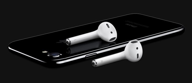 Tim Cook über AirPods: „Fallen nicht heraus“