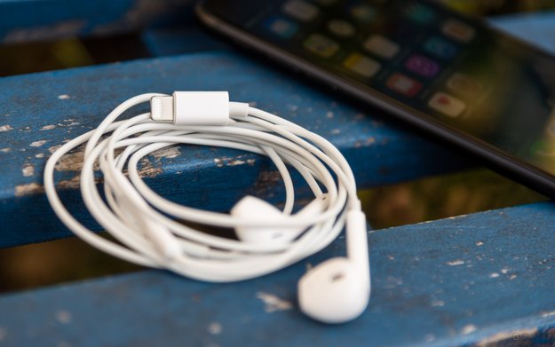 Ein echter MacGyver: Vater entbindet Baby mit iPhone-Ohrhörern