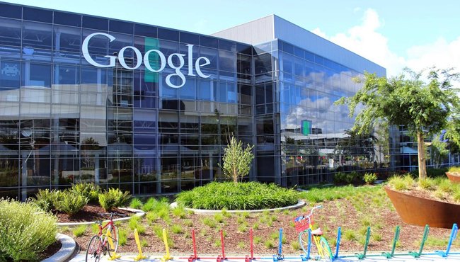 دفتر مرکزی Google Inc در Mountain View، کالیفرنیا.  (منبع: گوگل)