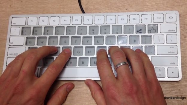 Apple soll Magic Keyboard mit E-Ink-Display planen
