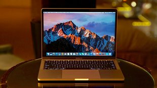 MacBook: Dieses Zubehör schafft Platz auf eurem Schreibtisch