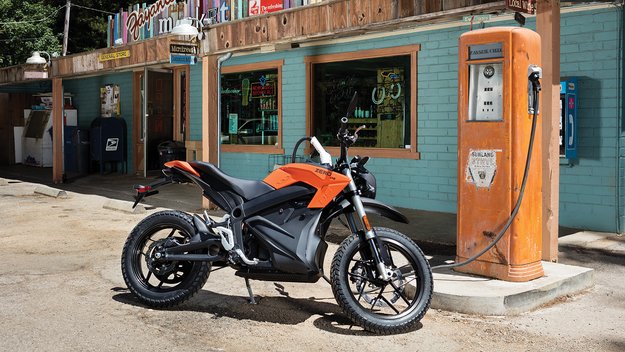 Von Berlin nach Hamburg mit einer Akkuladung: Zero stellt Reichweitenrekord für E-Motorräder auf