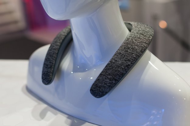 CES 2017: JBL zeigt Nacken-Lautsprecher und einen Kopfhörer von Quincy Jones