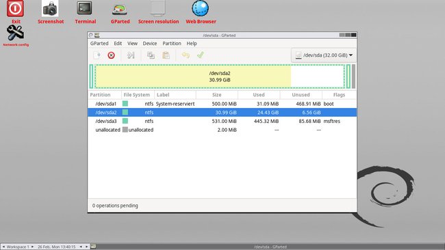 So sieht die komplette GParted-Live-Umgebung aus. Es gibt auch einen rudimentären Desktop- (Bildquelle: GIGA)