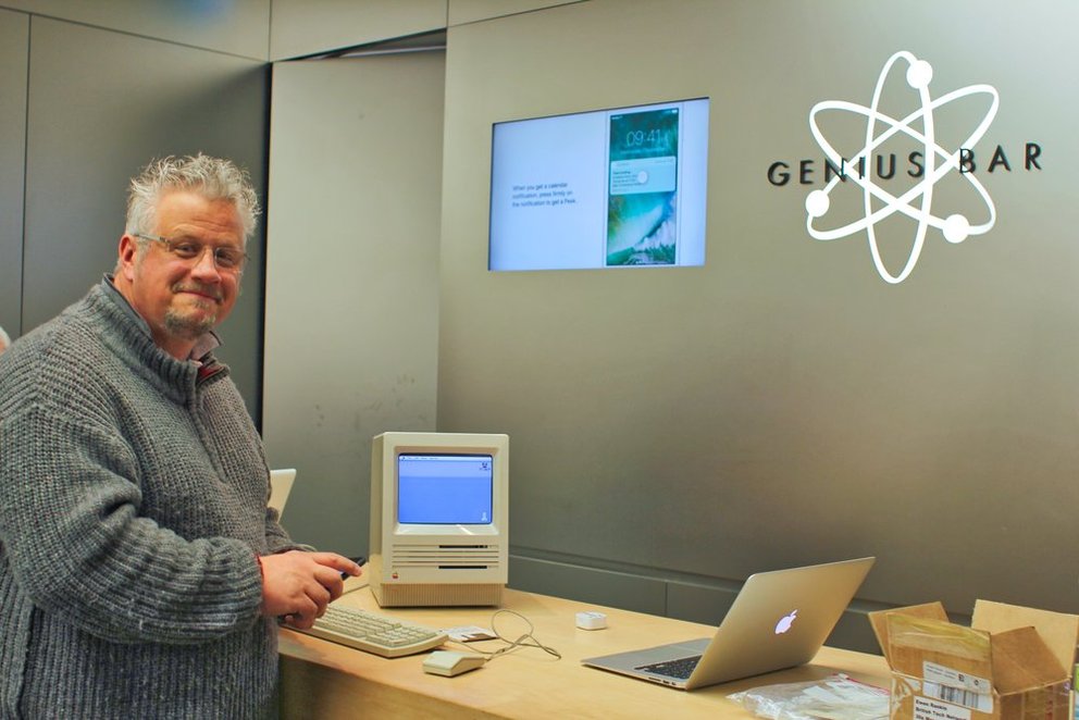 Mac SE aus dem Jahr 1987 besucht Genius Bar in Großbritannien