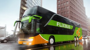 Gibt es im FlixBus Steckdosen?