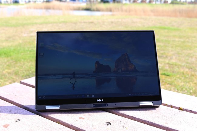 Dell XPS 13 2-in-1 im Präsentationsmodus