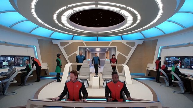 Die Brücke der Orville erinnert stark an die der Enterprise und Co.