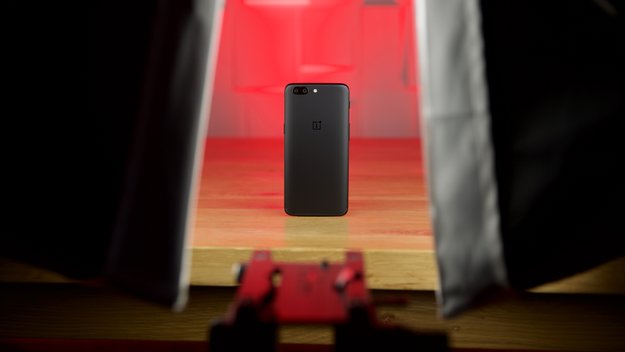 Unerwartete Taktik: OnePlus 6 mit Überraschungsauftritt?