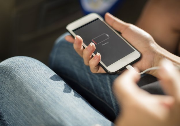 Quick Charge 4+: Qualcomm lädt Smartphone-Akkus noch schneller