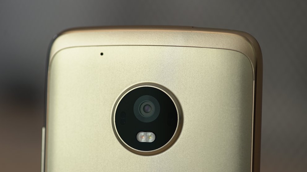 moto-g5-plus-hands-on-q_giga28