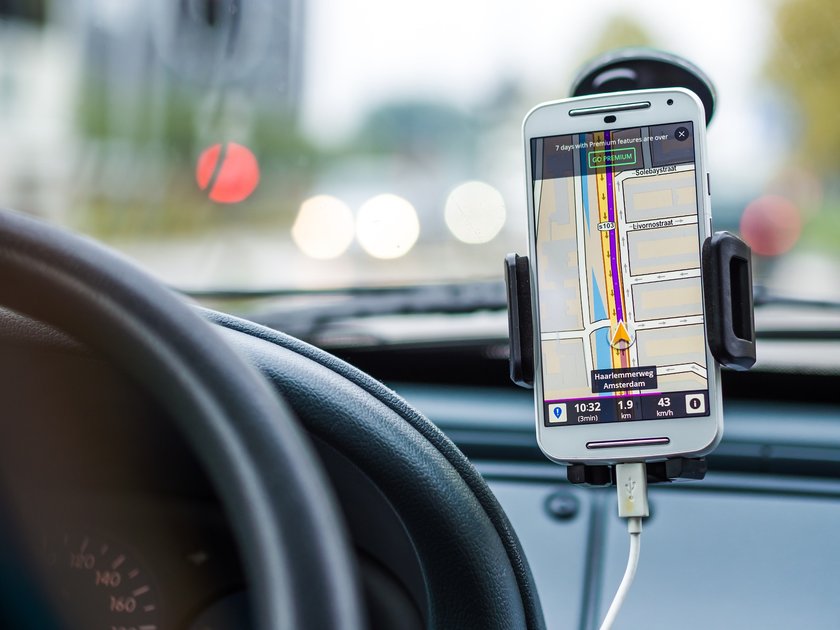 Navigation,Google Maps,Handy am Steuer,Auto