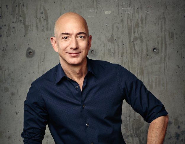 Reichster Mensch der Welt: Jeff Bezos oder Bill Gates?