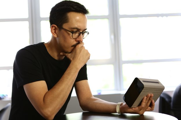 Sonys Tablet-Beamer Xperia Touch ist die Zukunft – und genau das ist sein Problem