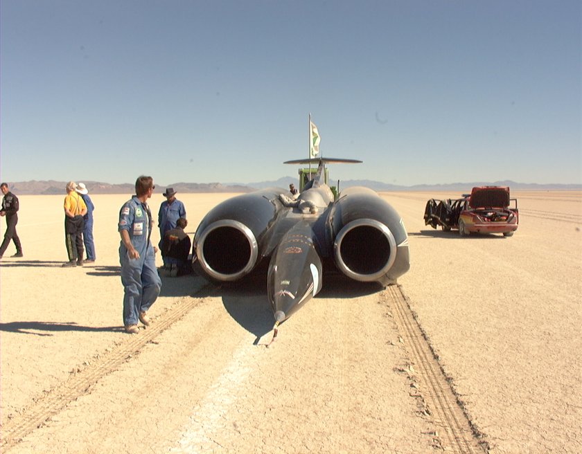 Das Überschallfahrzeug ThrustSSC (Quelle: SSC Programme Ltd, 1997)