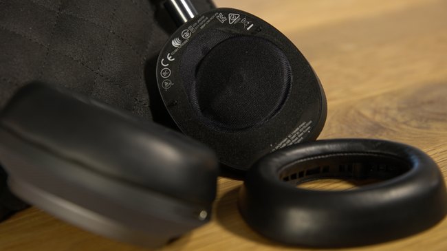 Abnehmbare Ohrpolster mit Magnetverschluss, angewinkelte Treibereinheiten: Willkommen in der Luxusklasse (Quelle: Hersteller)